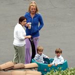 Britney Fete Des Meres