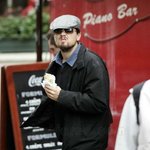 Leo Dicaprio Paris 08
