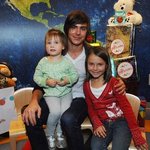 Zac Efron Hopital